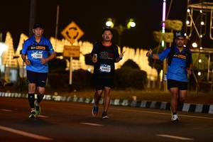 BIB: 43401, 44093
                            <button type="button" onclick="openModal(20903185)" class="btn btn-primary btn-sm float-right btn-popup" data-toggle="modal" data-target=".modal-high-quality">
                        <i class="fas fa-shopping-cart"></i> Add to Cart
                    </button>
                                            <button type="button" onclick="isThisMe(20903185, true)" class="btn btn-success btn-sm float-right btn-popup btn-isme hidden" data-toggle="tooltip" data-placement="bottom" title="นี่คือรูปของคุณใช่ไหม คลิกที่นี่เพื่อเอาเข้าอัลบั้ม">
                        <i class="fas fa-plus"></i> Add to album
                    </button>
                    <button type="button" onclick="isThisMe(20903185, false)" class="btn btn-warning btn-sm float-right btn-popup btn-isnotme hidden">
                        <i class="fas fa-ban"></i> Remove from album
                    </button>